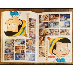 Journal de Mickey N°2499 avec cadeau jeu Pinocchio 2000 vintage