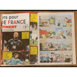 Journal de Mickey N°2396 avec cadeau poster géant équipe de France Football ⚽ 1998 vintage