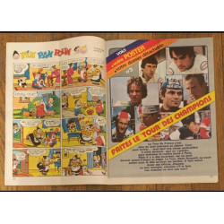 Journal de Mickey N°1465 avec cadeau Poster Bernard Hinault 1980 vintage