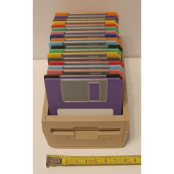 💾 Set de Collection " 19 Disquettes & leur boîtier" – imprimé 3D - Déco Geek & Rétro