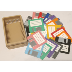 💾 Set de Collection " 19 Disquettes & leur boîtier" – imprimé 3D - Déco Geek & Rétro